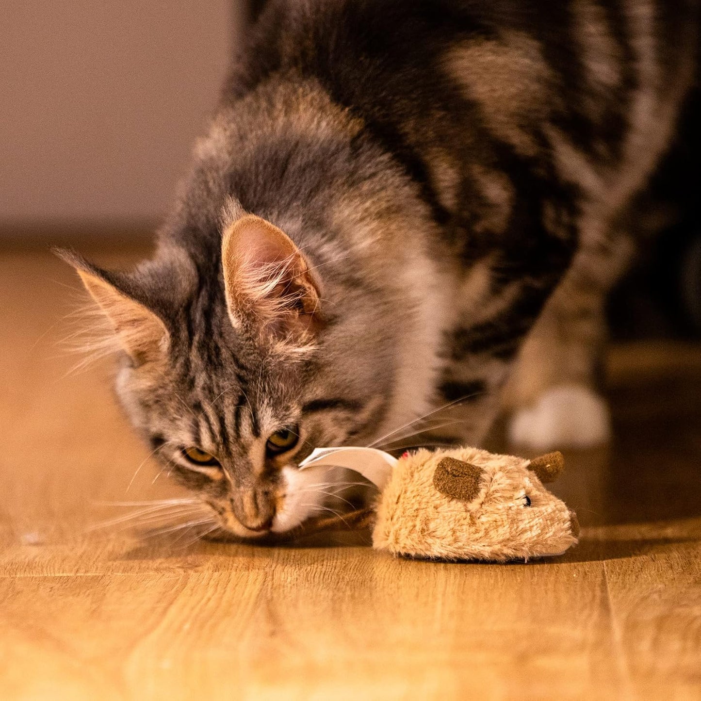 Exciting Interactive Automatic Cat Toy Mouse - Engaging Plush Toy for Kittens and Small Dogs with Realistic Sounds and Movements